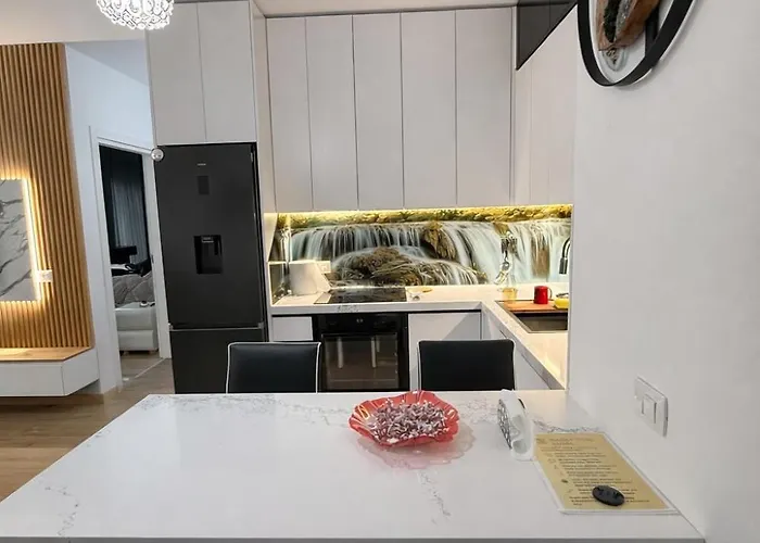 아파트 Komsi Group *