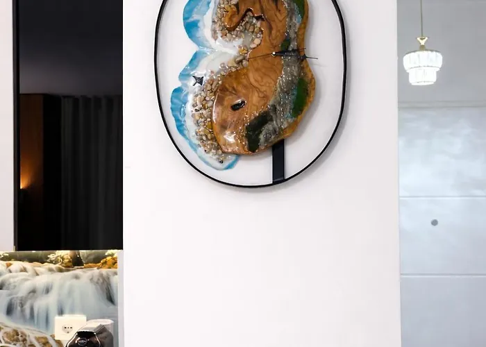 아파트 Komsi Group 티라나