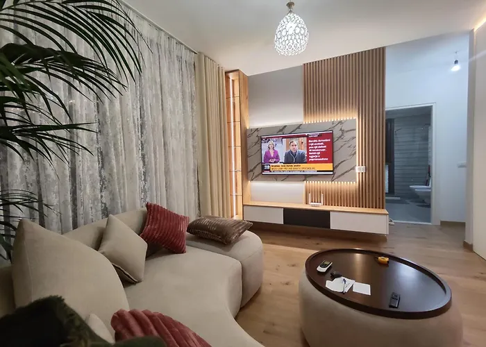 아파트 Komsi Group